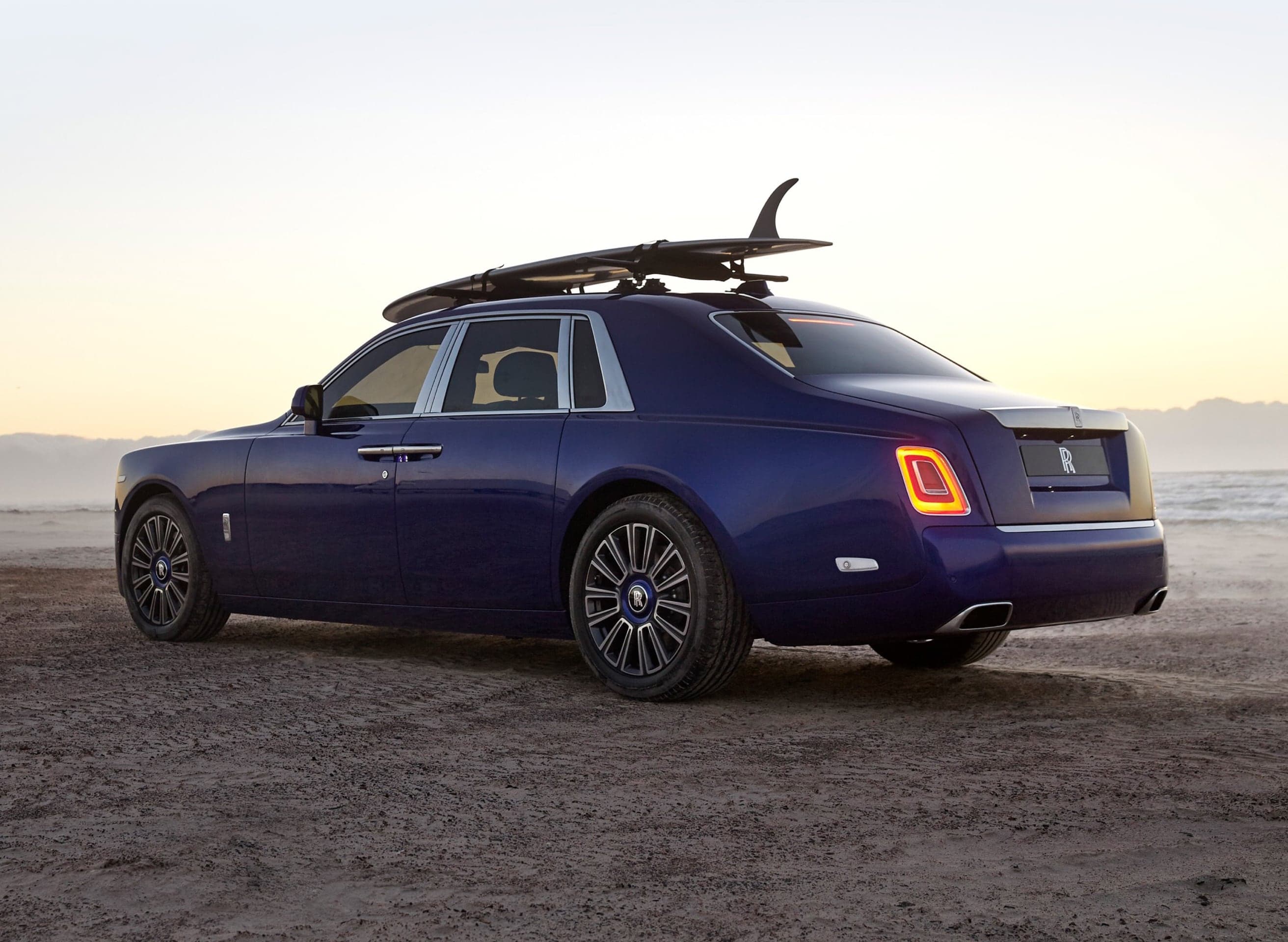 Rolls-Royce Phantom - thaicars.com