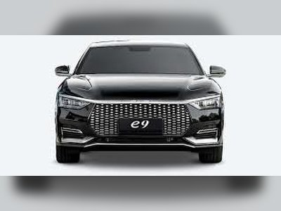 BYD E9 - thaicars.com