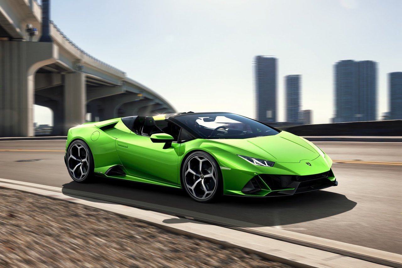 Lamborghini Huracán EVO Spyder - thaicars.com