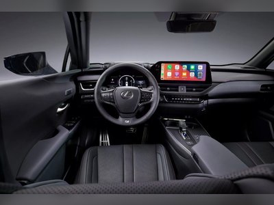 Lexus UX 300h - thaicars.com