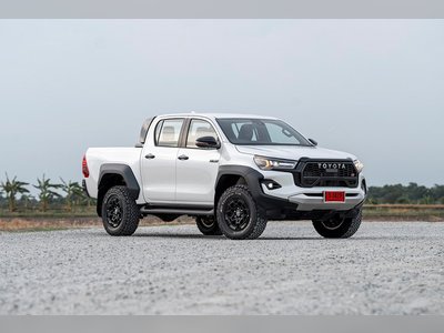 Toyota Hilux Revo GR Sport - thaicars.com